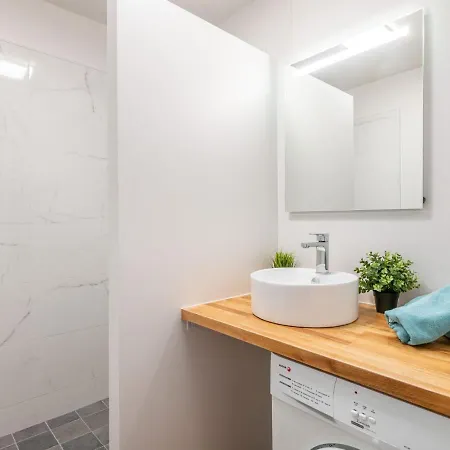Appartement Les Arpeges-4 By Interhome Le Grau-du-Roi